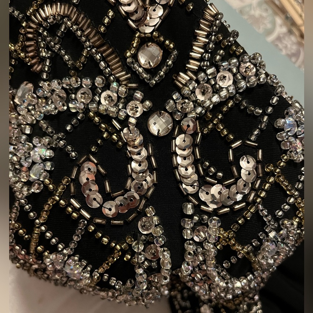 XSCAPE Long Black Beaded Sequin Open Back Sexy Formal Gown with Front Slit Sz 2 - Picture 12 of 14